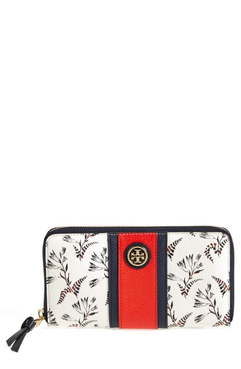 tory burch zipper wallet.